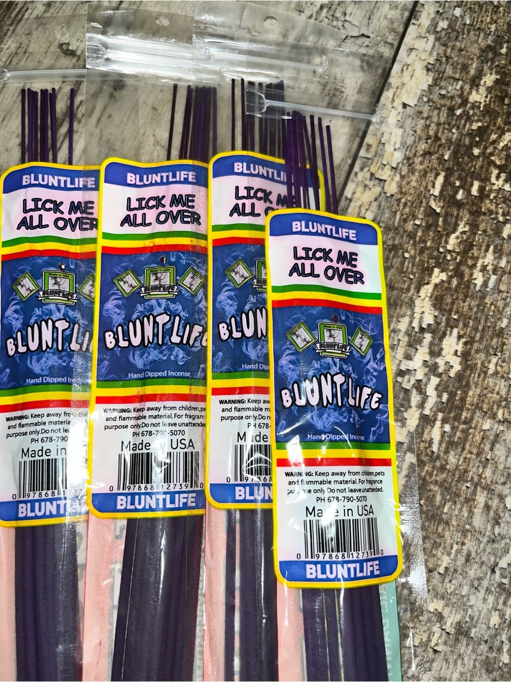 (30 incense) Lick me all over
BluntLife JUMBO 19" Incense
🍓 Fruity & Sweet